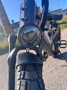 UUS ELEKTRIRATAS CHAMRIDER D55 — 55Ah, KUNI 240 KM (8 foto / 10)