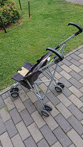 Коляска складная Baby Welt (3 фото из 6)