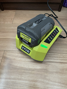 Ryobi akusaag (3 foto / 3)