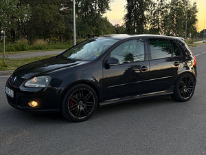 Volkswagen Golf GTi 2.0 147 кВт (2 фото из 12)