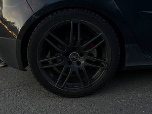 Volkswagen Golf GTi 2.0 147 кВт (6 фото из 12)