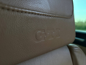 Volkswagen Golf GTi 2.0 147 кВт (11 фото из 12)