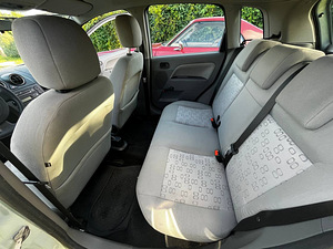 Ford Fiesta 2003, 1.3, 55kw (8 foto / 14)