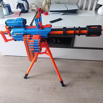 Игрушечный пулемёт