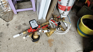 Bosch 6000 AW seeria 9kW õhk-vesi küttesüsteem (5 foto / 9)