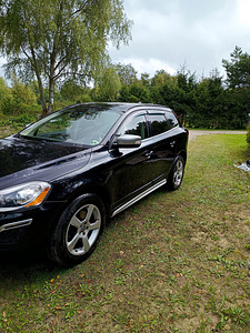 Продам Volvo xc60 (2 фото из 9)