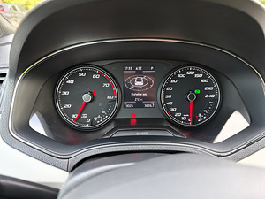 2018 SEAT Arona Xcellence (5 фото из 7)