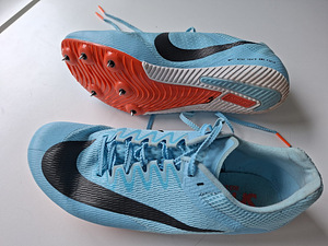 Naelikud Nike 40.5 (1 foto / 2)