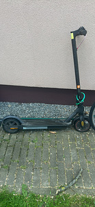 Elektriline tõukeratas (1 foto / 2)
