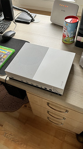 Xbox One S 1TB (3 фото из 4)
