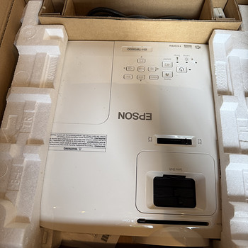Epson projektor H851B EH-TW5600 EEB