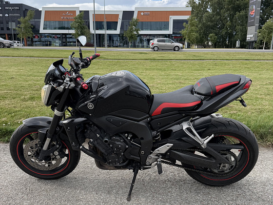 Yamaha FZ1