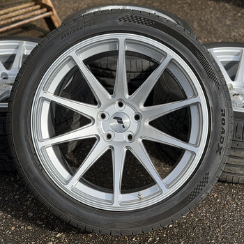 20" JapanRacing JR11 erilaiad veljed 5x120 (BMW X5) + rehvid