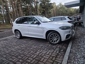 20" JapanRacing JR11 erilaiad veljed 5x120 (BMW X5) + rehvid (9 foto / 9)