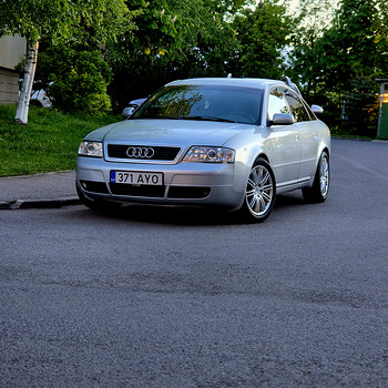 Audi A6 C5 2.4 121 кВт механика