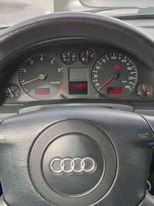Audi A6 C5 2.4 121kw manuaal (9 foto / 9)