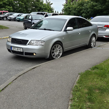 Audi A6 C5 2.4 121 кВт механика