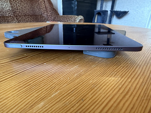 Apple iPad Air M1 5-го поколения 256GB (6 фото из 8)