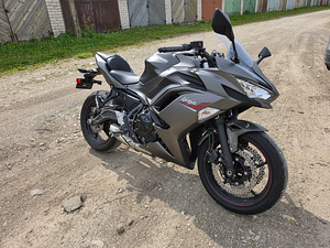 Kawasaki Ninja 650 50кВ (3 фото из 6)
