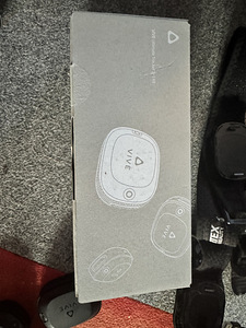 Quest 3 512gb + Vive ultimate trackers (8 foto / 8)