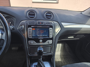 Ford Mondeo (13 foto / 13)
