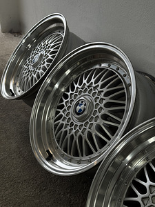 BBS RS replica 17 5x120 / 5x112 veljed (9 foto / 9)