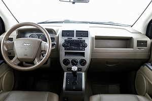 Jeep Compass Limited ATM 2.4 125kW (5 foto / 7)