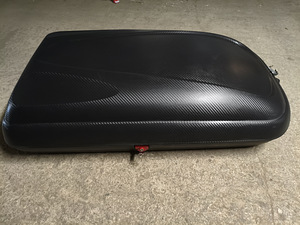 Auto katuseboks (Carbon. Italia.) (1 foto / 6)