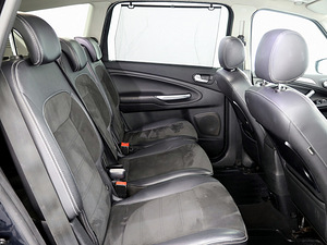 Ford S-MAX Titanium X Facelift ATM 2.0 TDCi 120kW (7 foto / 9)