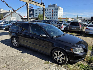 Volvo V50 Summum 2.0 D4 100kW (1 foto / 7)