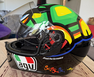 Шлем Agv K-3 SV (2 фото из 6)