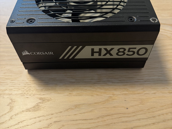Corsair HX850 850w toiteplokk (CableMod kaablitega)