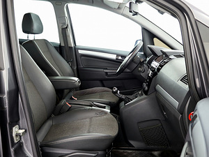 Opel Zafira Cosmo Facelift 1.7 CDTi 92kW (6 foto / 9)