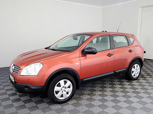 Nissan Qashqai Comfort 2.0 104kW (2 foto / 7)