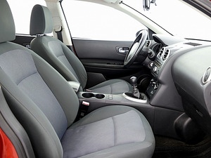 Nissan Qashqai Comfort 2.0 104kW (6 foto / 7)