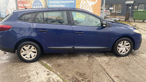 Renault Megane (2 foto / 10)