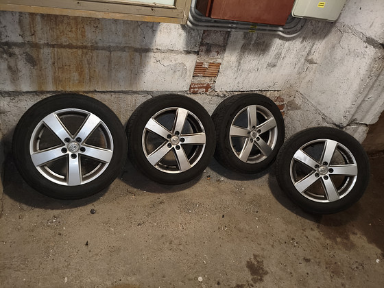 Subaru veljed R16