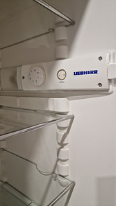 Холодильник LIEBHERR (2 фото из 7)
