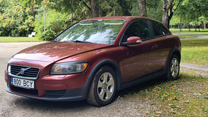 Volvo c30 (2 фото из 7)