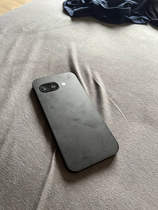Google Pixel 9a 128 ГБ (1 фото из 5)
