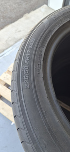 225/50R17 (1 foto / 4)