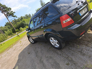 MÜÜA: KIA Sorento EX 2.5 CRDi (125 kW, 2006) (6 foto / 10)