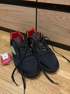 CLOT x Air Jordan 5 Retro Low „Jade“ (1 foto / 5)