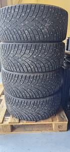 235/45R18 (1 foto / 4)