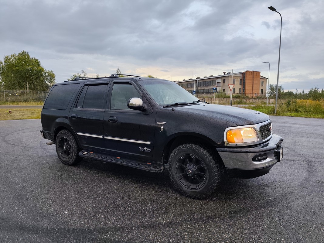 Ford Expedition