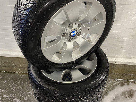 BMW veljed