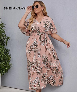 SHEIN Clasi lilleline maksikleit, XXL uus (1 foto / 3)