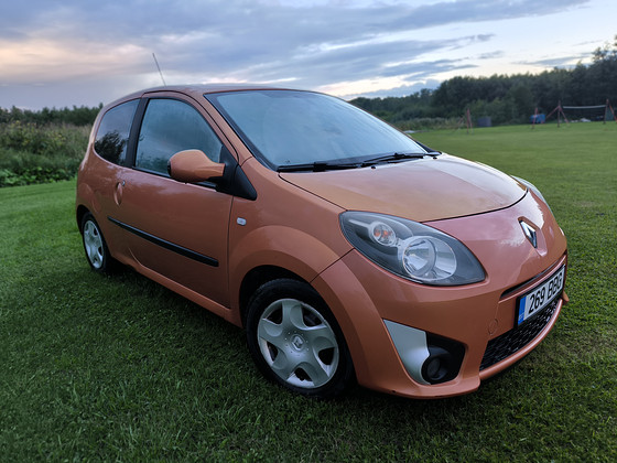 Renault Twingo 2008 г. 1.2 56 кВт