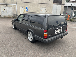 Volvo 740 2.4 80kw manuaal (4 foto / 7)
