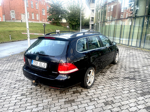Volkswagen Golf 5 (4 foto / 15)